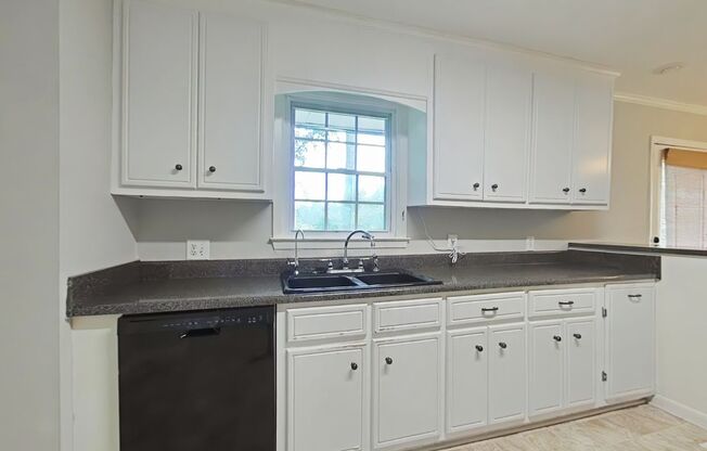 Three Bedroom Brick Ranch in National Hills!