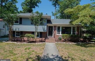 421 MONTICELLO AVE