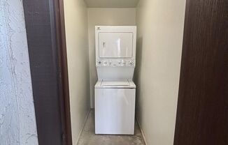 1 bed, 1 bath, 750 sqft, $2,270, Unit 1704