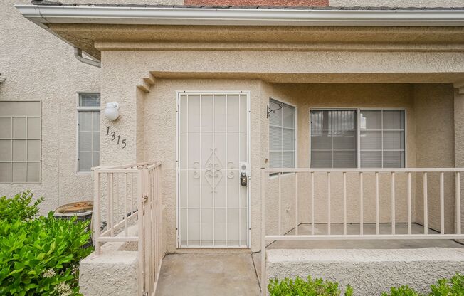 3 bed 2 car garage gated townhome near Summerlin!