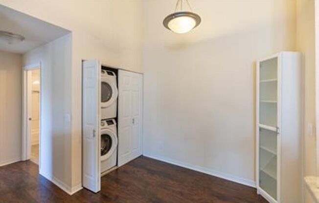 2 beds, 2 baths, $1,550