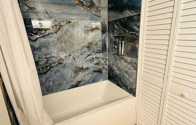 Peaceful, Fully Furnished Studio with Patio in Prime Santa Rosa