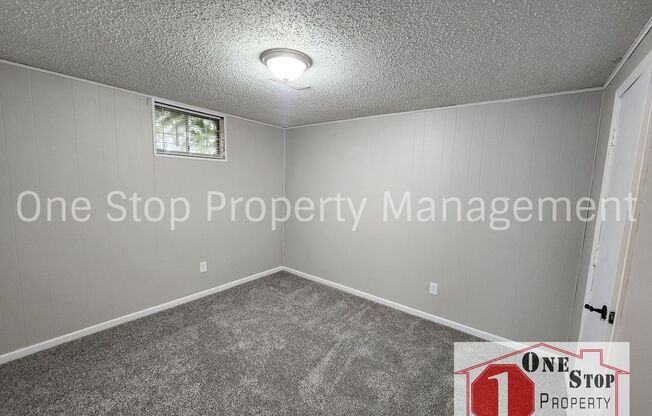 3 beds, 2 baths, $1,200