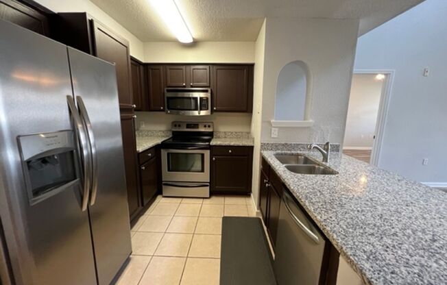 2 beds, 2 baths, $1,700