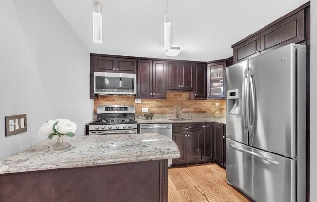 21 E 22 ST