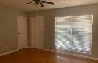 3 beds, 1 bath, $1,500