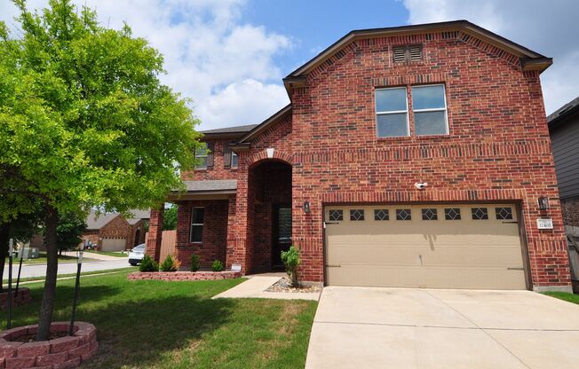 Great home on corner lot in Retreat at Tech Ridge!