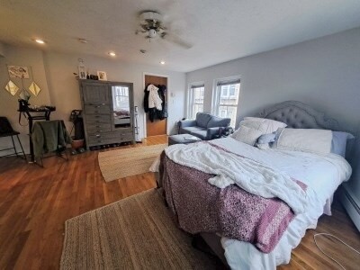 21 Moon St