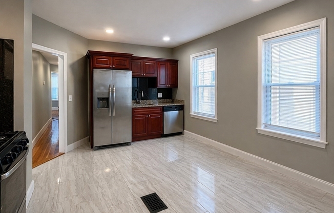 3 beds, 1 bath, 1,175 sqft, $3,000, Unit 2
