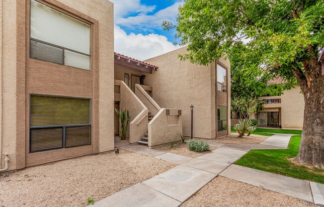 2 beds, 2 baths, $2,150