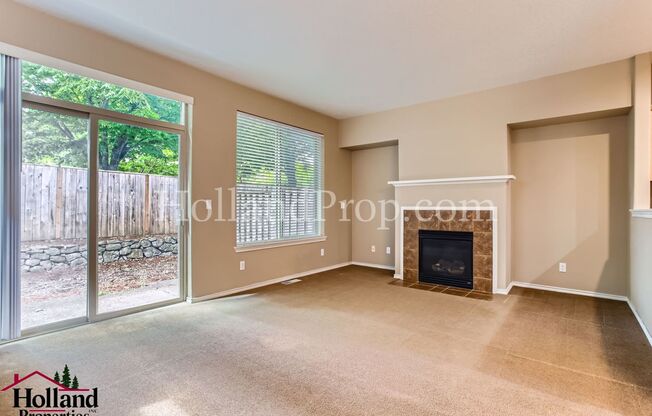NEW PRICE! Charming 3-Bedroom Home Near Pacific Highway – Prime Location & Comfort!