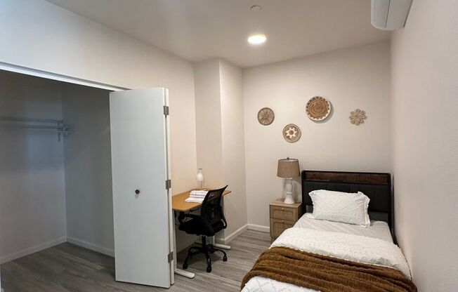 1 bed, 1 bath, 437 sqft, $2,795, Unit 302