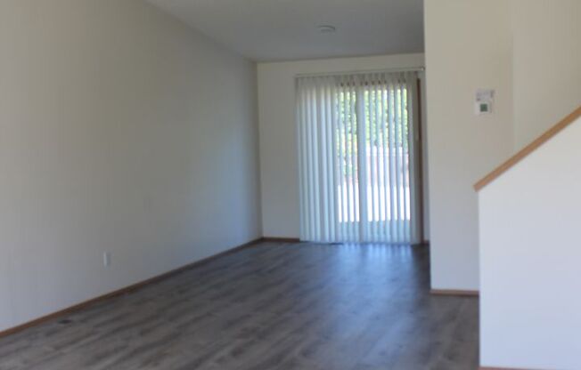 4 BR, 2 1/2 BA home with fenced yard in quiet Aloha neighborhood
