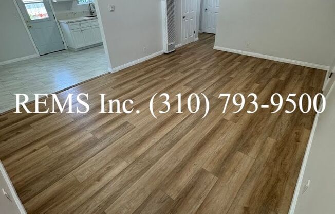 Remodeled Duplex Unit with Laundry Hook-Ups and Garage