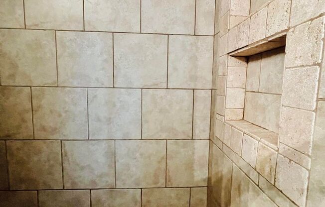 3 beds, 2 baths, $1,500