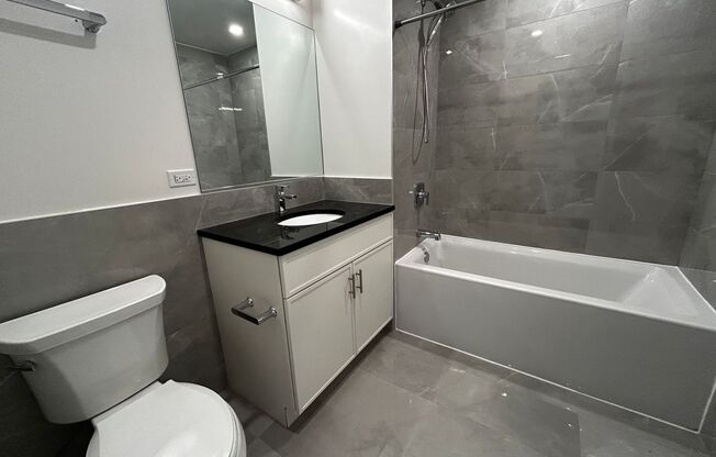 1 bed, 1 bath, 681 sqft, $2,600, Unit 952-709