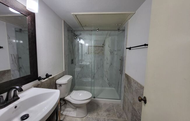 1 bed, 1 bath, $850, Unit # 350A