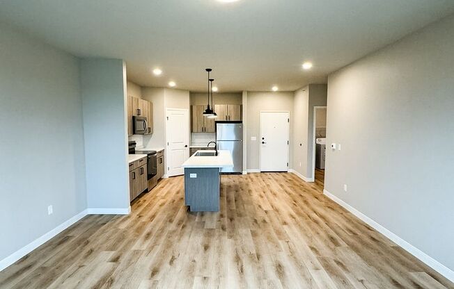 3 beds, 2 baths, 1,409 sqft, $1,975, Unit C301