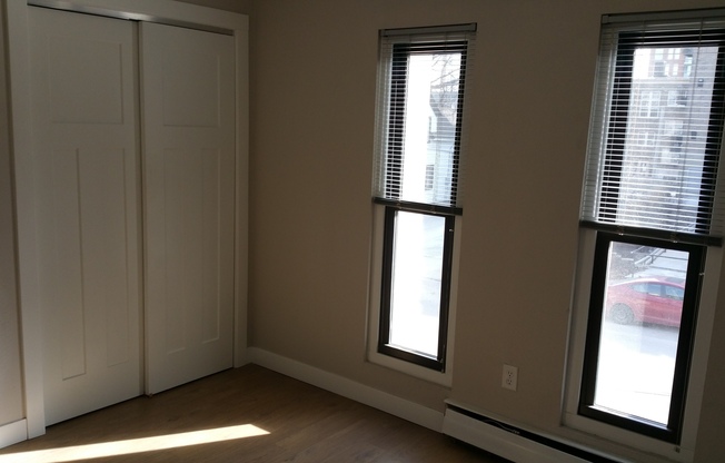 1 bed, 1 bath, $1,085, Unit 202
