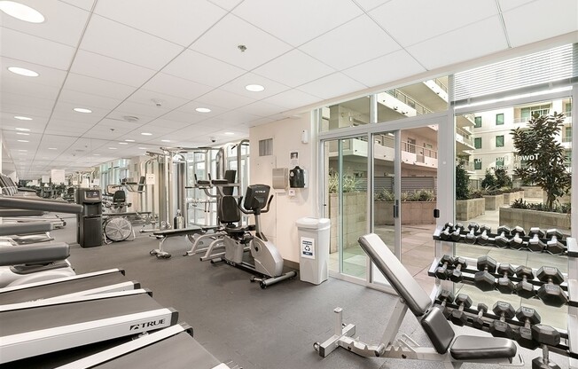 2 beds, 2 baths, $3,300
