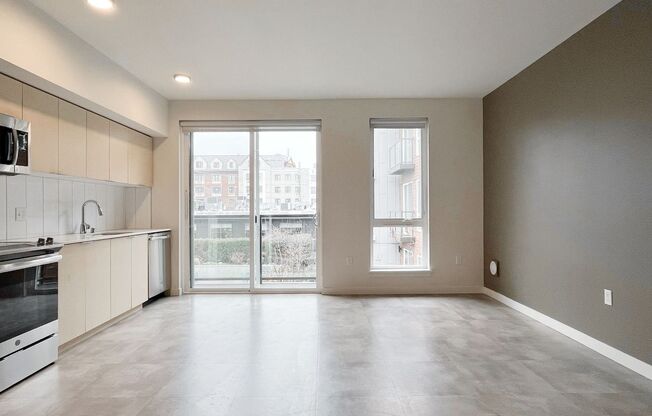 1 bed, 1 bath, 603 sqft, $2,250, Unit 413