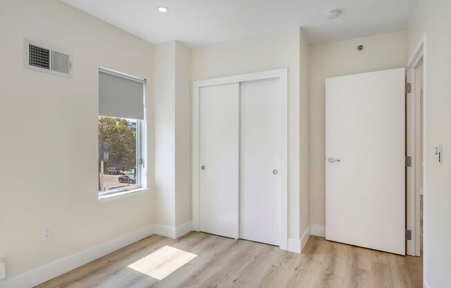 2 beds, 1 bath, 760 sqft, $2,698, Unit 604