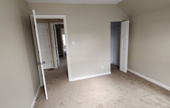 3 beds, 1 bath, $1,699