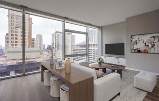 177 E ILLINOIS ST
