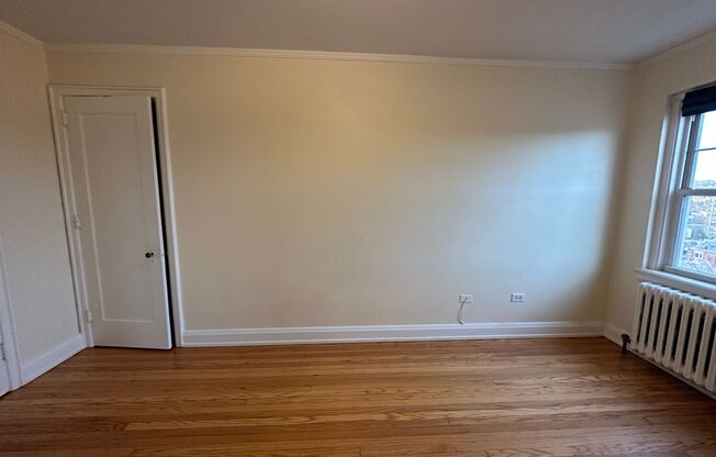 1 bed, 1 bath, 617 sqft, $1,850, Unit Wellington 902