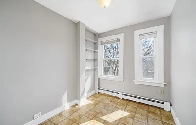 133 BRATTLE ST
