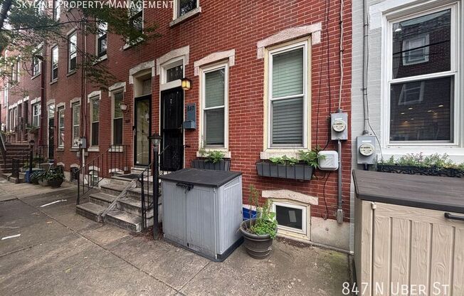 847 N UBER ST