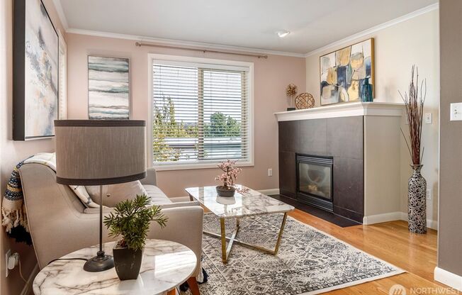 Beautiful Views, 5 Piece Bath, Private Patio, Deck, Garage in this 3bedroom Townhome!