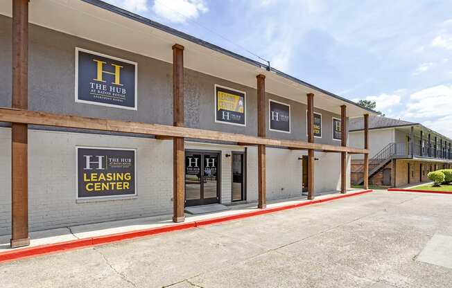 the hr leasing center is located in the building of the leasing centerat The Hub at Baton Rouge, Louisiana, 70808