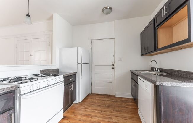 Studio, 1 bath, 415 sqft, $1,065, Unit 3342-F2