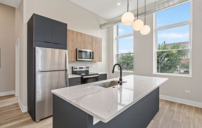 2 beds, 2 baths, 938 sqft, $2,999, Unit 401