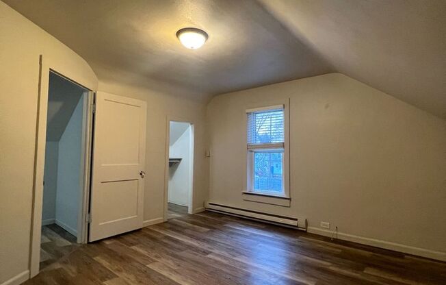 3 beds, 1 bath, $1,350