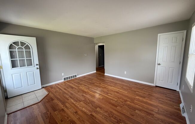 538 56 ST SE