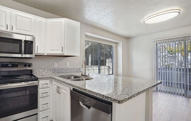 2 beds, 2.5 baths, 1,438 sqft, $1,995, Unit 073