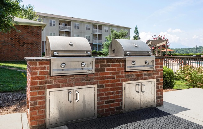 BBQ grills at Westmont Commons apartments for rent in Asheville, NC