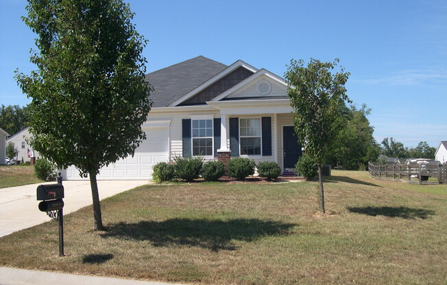 3 bed, 2 bath ranch home