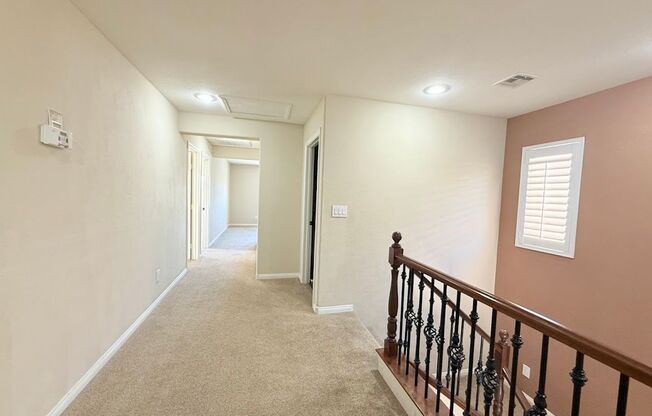 BEAUTIFUL 3 BEDS WITH 2.5 BATH HOUSE