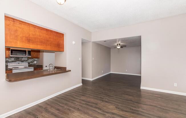 2 beds, 2 baths, 1,145 sqft, $1,425