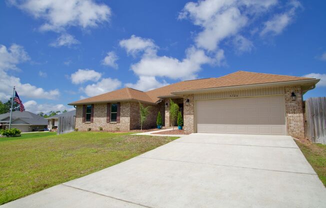 4 beds, 2.5 baths, $2,595