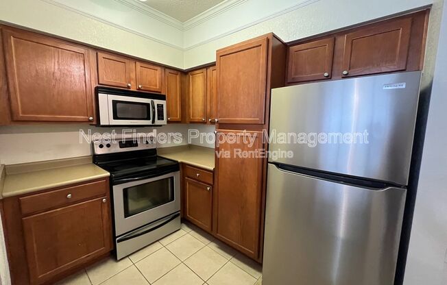 1 bed, 1 bath, 920 sqft, $1,350, Unit 1125