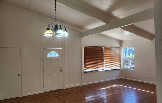 3 bed/1 bath/1 car garage home for rent in N. Reno