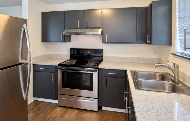 Updated Apartment units in West Seattle – Near Westwood Village
