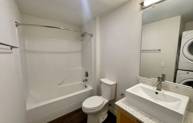 1 bed, 1 bath, 593 sqft, $2,149, Unit Unit 404