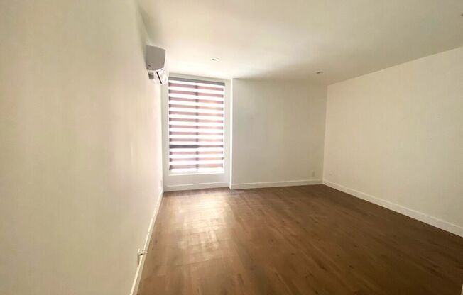 1 bed, 1 bath, 820 sqft, $2,895, Unit 106