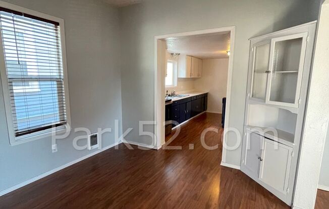 3 beds, 1.5 baths, $2,295