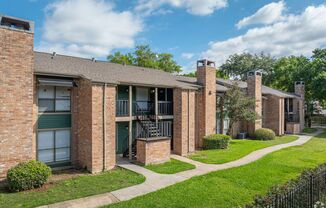 Siena Courtyards Apartments